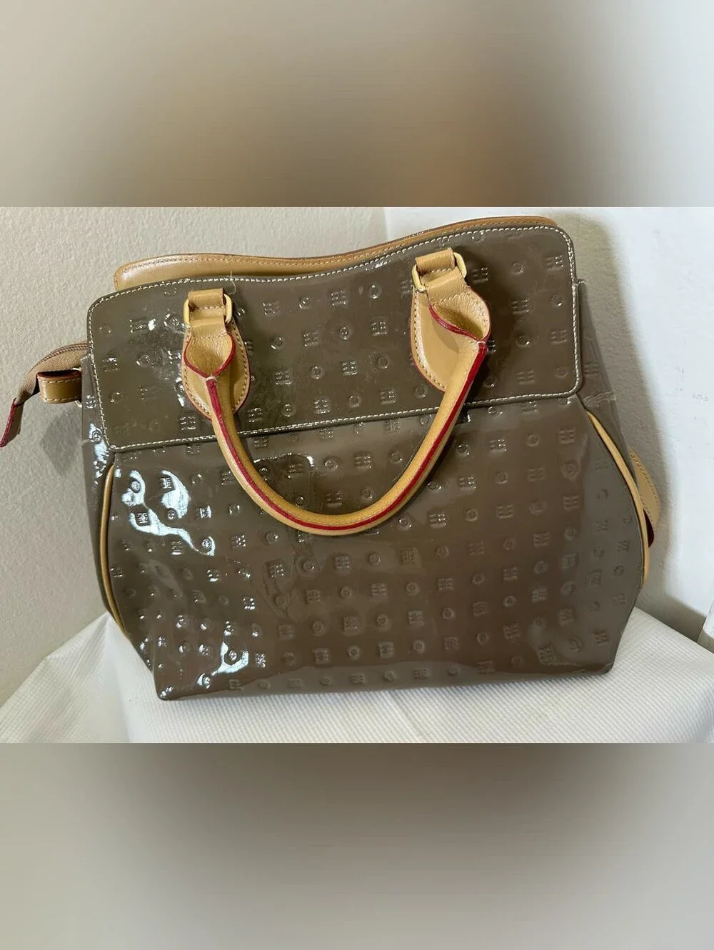 ARCADIA Italy Logo Embossed Patent Leather Satchel Top Handle Bag